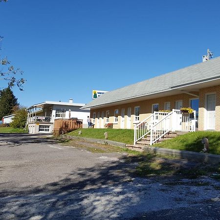 Northland Motel Nipigon Экстерьер фото